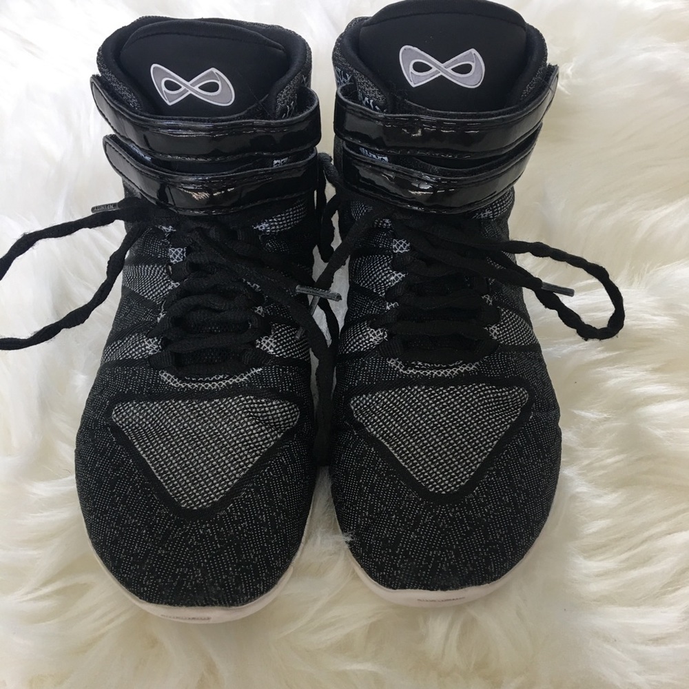 Nfinity Titan Onyx Cheer shoes